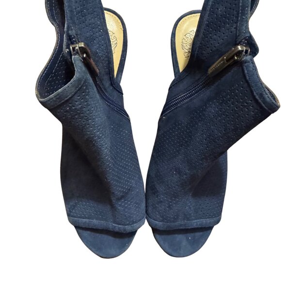 Vince Camuto Wedges Size 7.5 - Picture 2 of 5